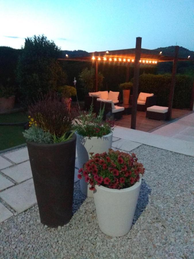 Ferienwohnung Lobeal Auriol Exterior foto